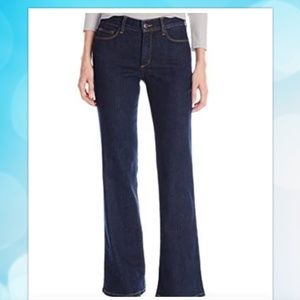 NYDJ Sarah 5 pocket BOOTCUT jeans dark wash size 4. NWOT style style style